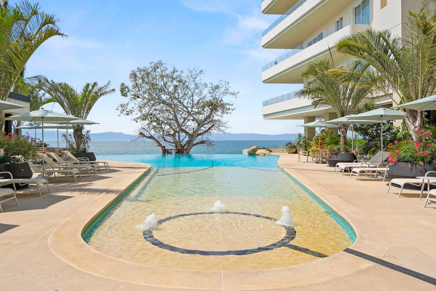 Infinity pool facing the bay in Bucerías, part of the Casa Host portfolio